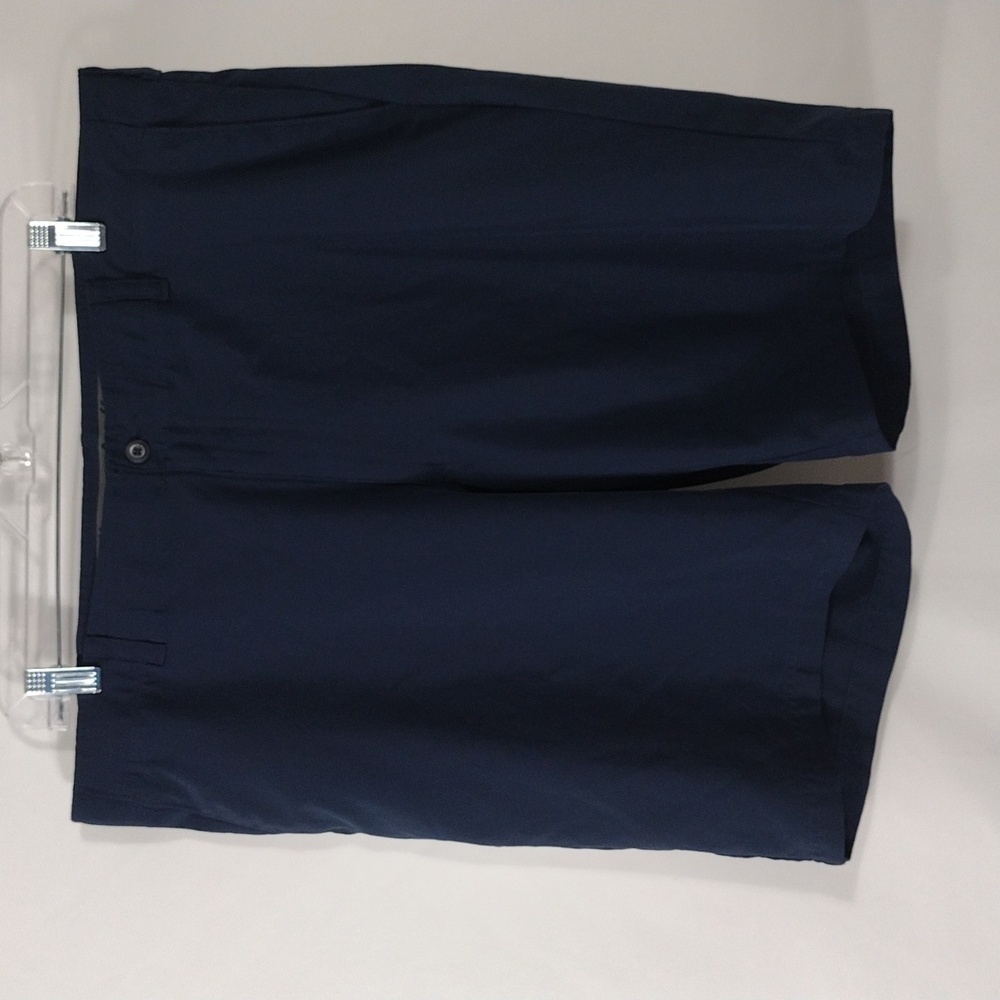 EUC Ben Hogan Men's Golf Shorts Blue Flat Front sz 40